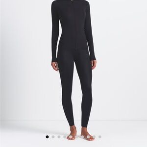 NikeSKIMS Shine High-Waisted Bonded 26" Leggings Black XS NEW WITH TAGS